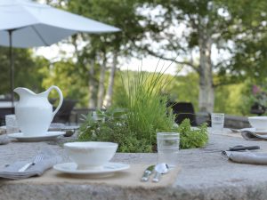 Photo: New Landscaping Ideas that Work/Photo © Susan Teare/Design by JMMDS