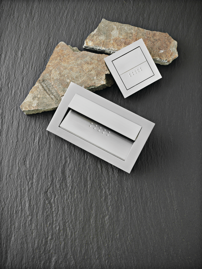 E-Motion Decorative Pulls