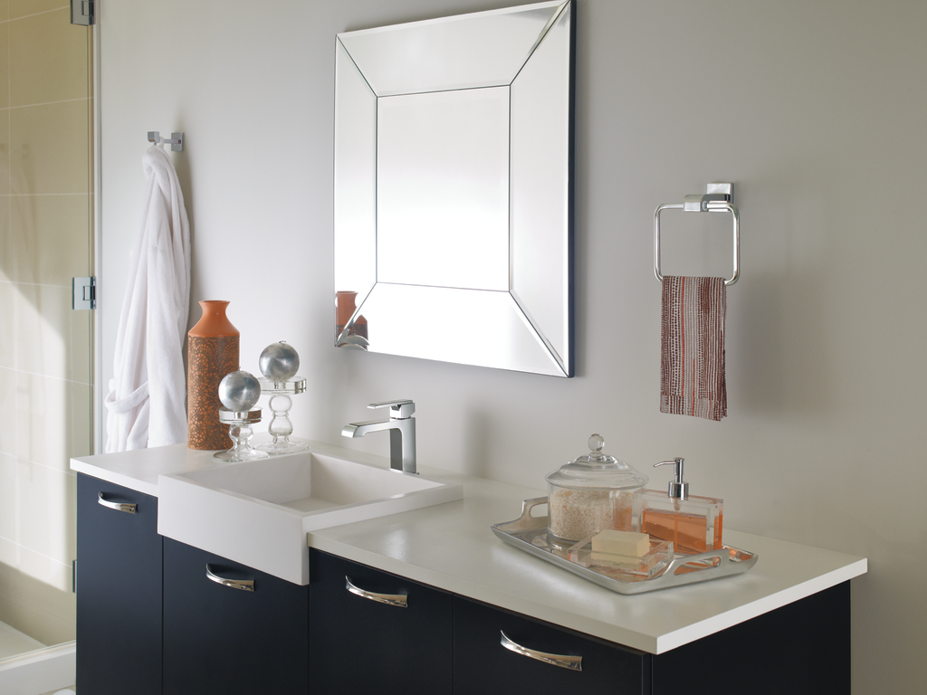 Ara Bath Suite