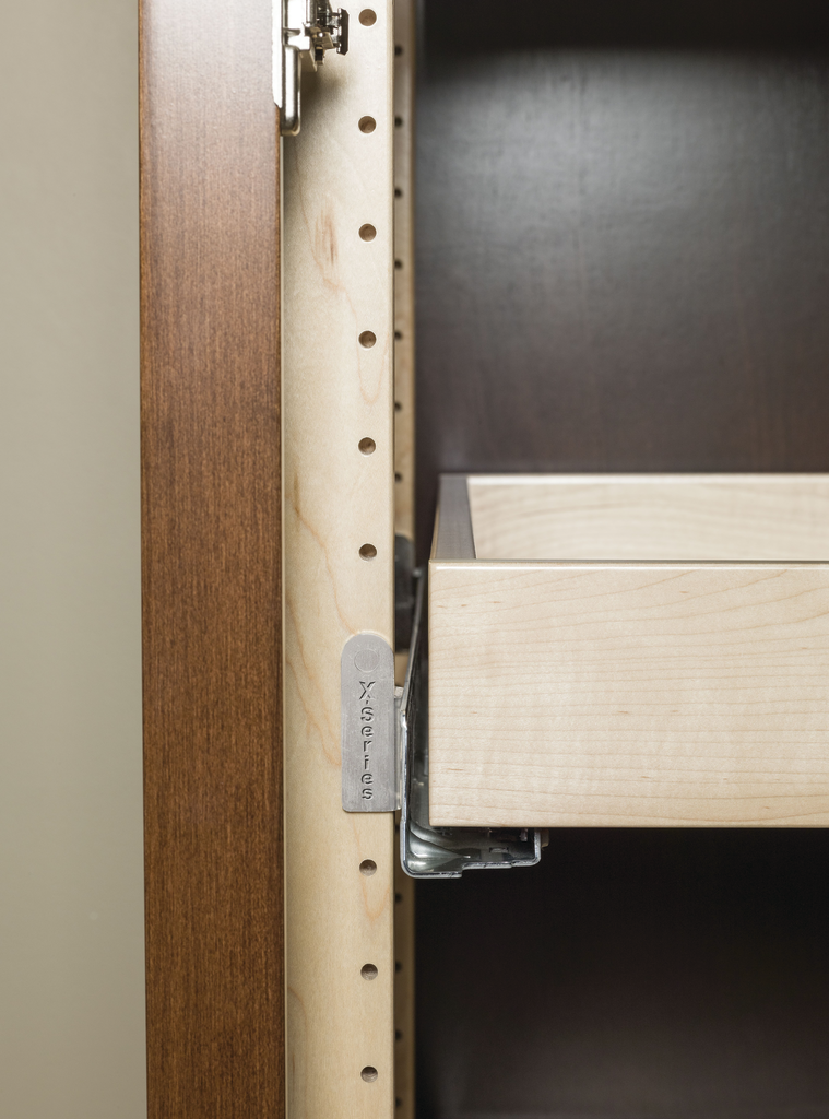 century-x-series-bracket-close_11518136