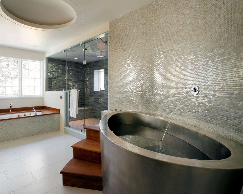 Elliptical Soaker Tub