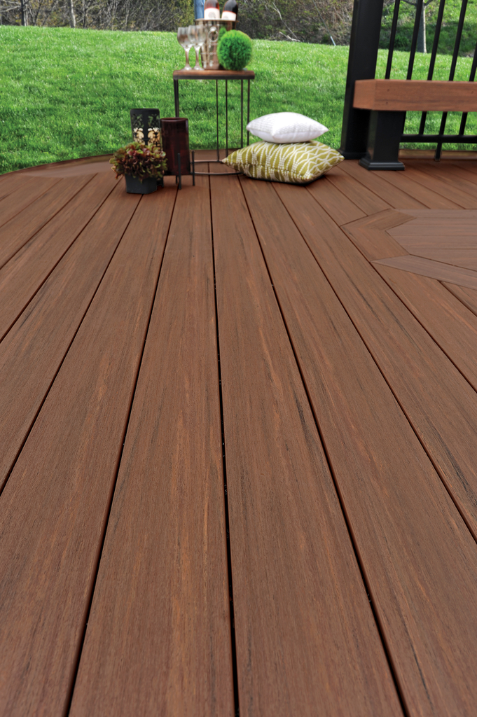 azek-vintage-mahogany-01-small_11918278