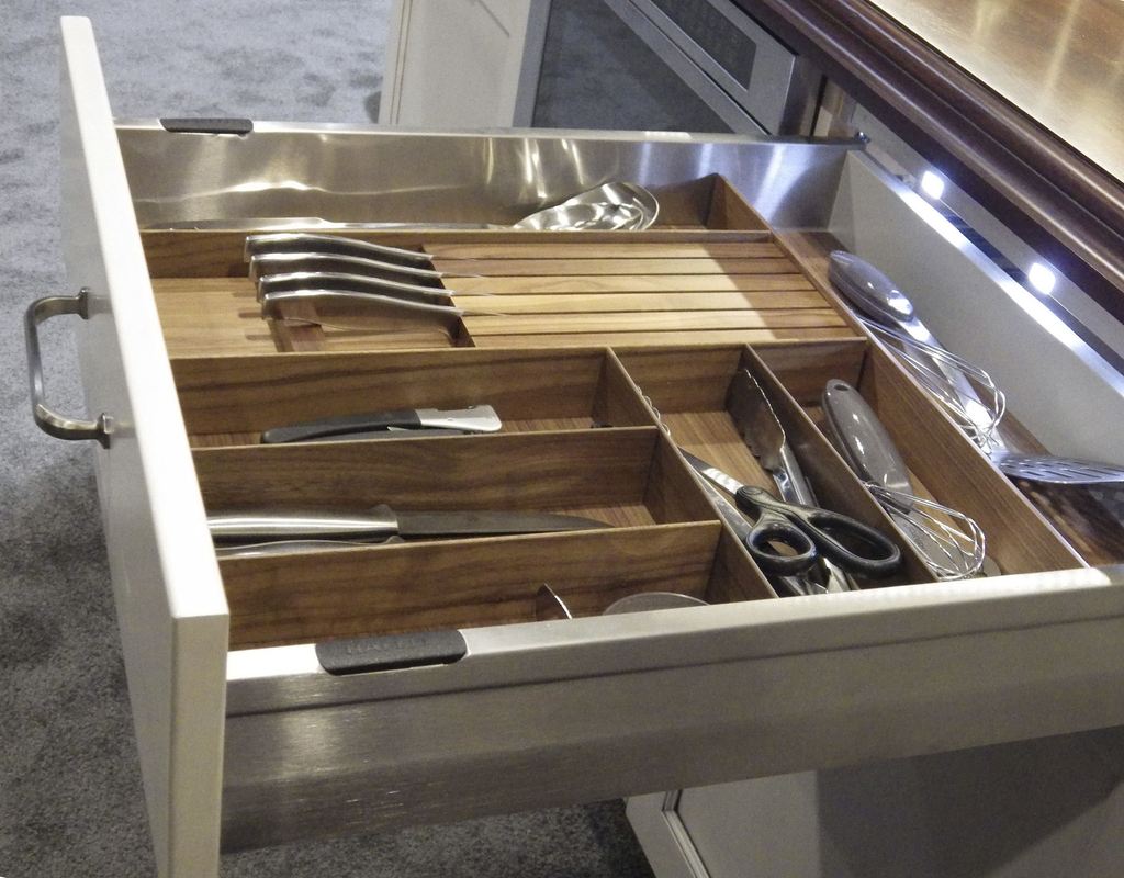 conestoga-fineline-cutlery-div_14026585