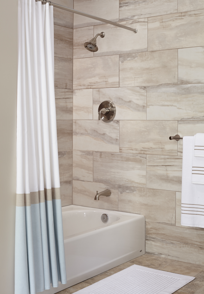 Fluent Showerhead
