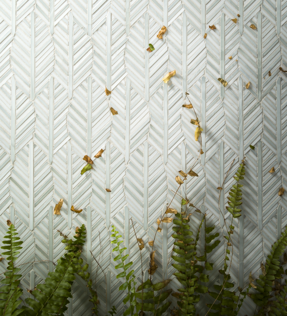 Jazz_Glass_Leaf_Be_Bop_White_beauty_6_.564b7e85076fa