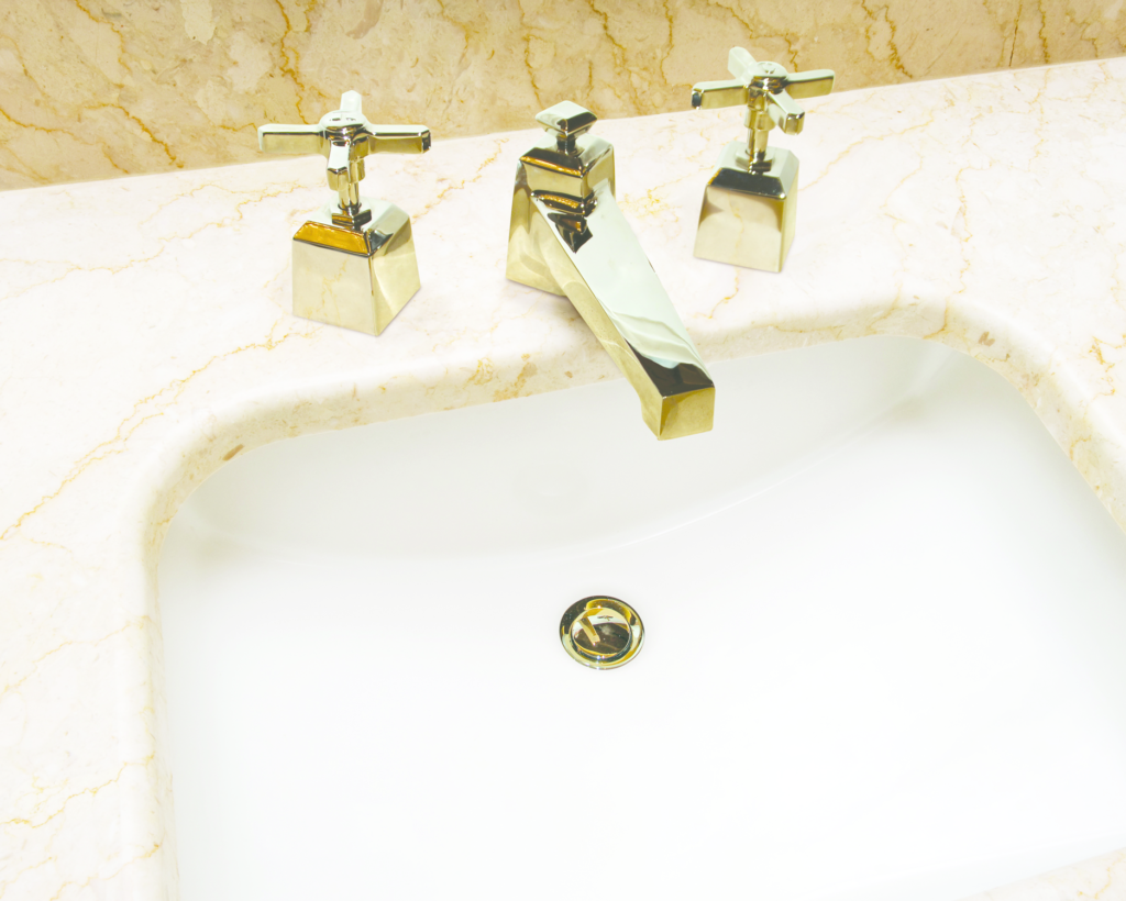 BarberWilsons_Manhattan_Faucet_4_.5697fd046c141