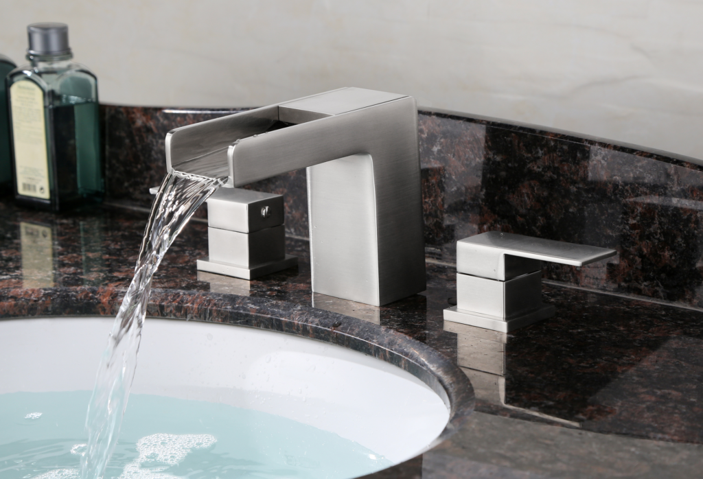 Waterfall Bath Faucet