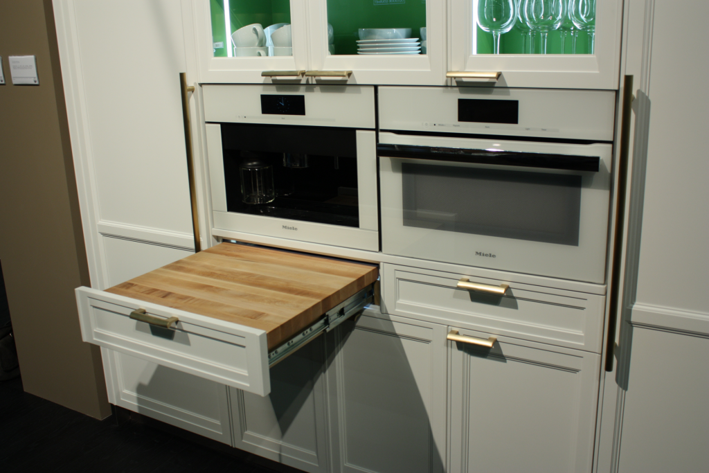 Rutt_ADDS_2016_Exeter_White_Extended_Drawer.5745bc414481b