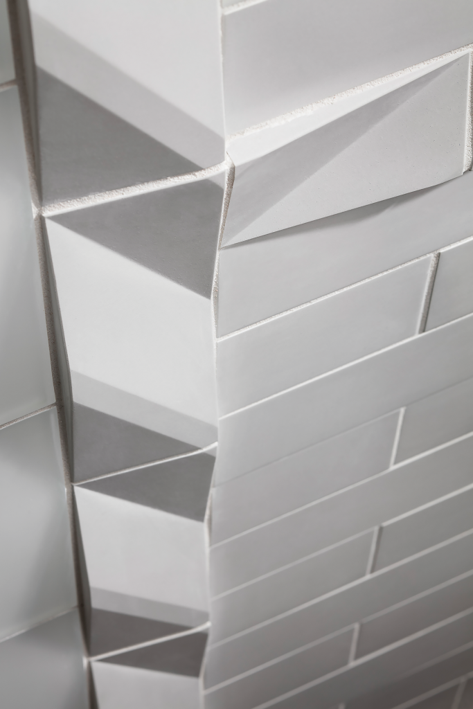 LunadaBayTile_Contourz_WhiteZenBreak_8pcs_3x9_1.57a0fe560b6fc