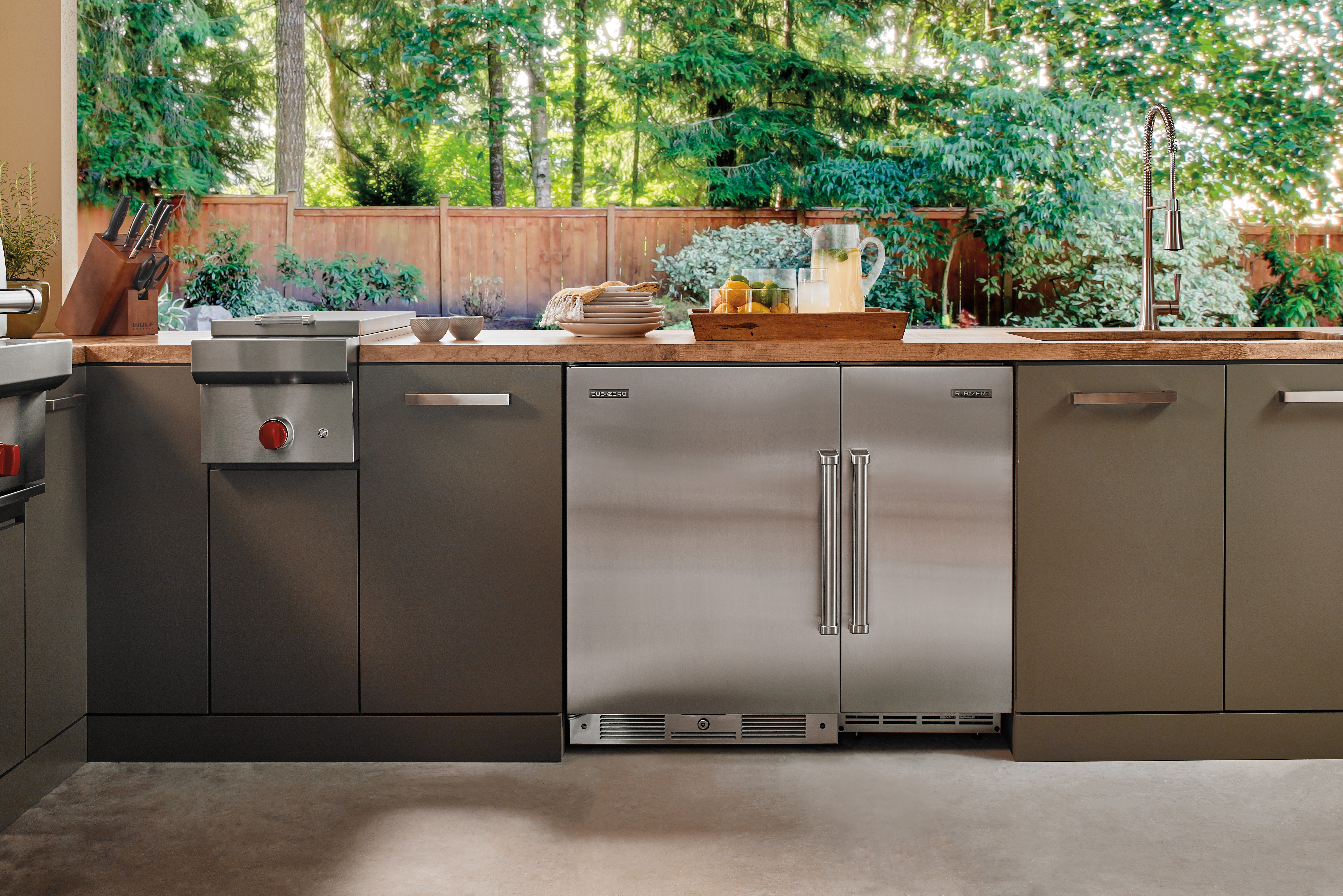 KBDN1016_Outdoor_Appliances_SZW.57e5873369aa6 Kitchen & Bath Design News