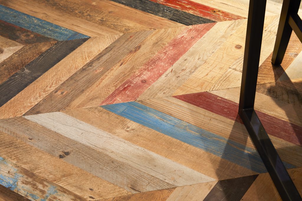 Domotex 2016 Hannover 17 RECM2200 Painted Chevron rgb