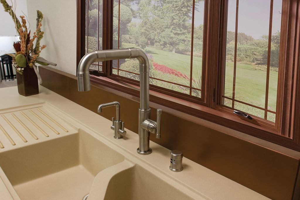 SonomaForge-Brut-Kitchen-Pull-Out-Faucet-004-2