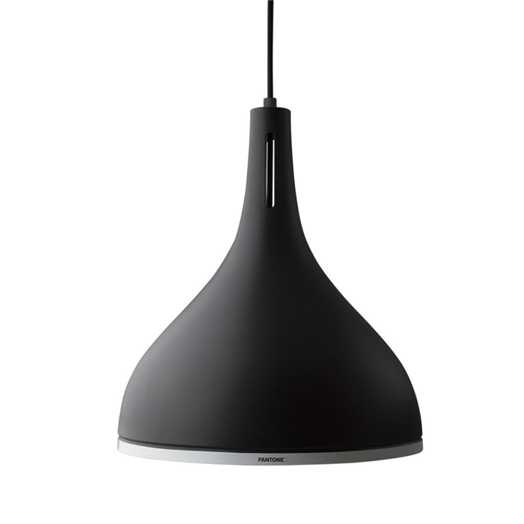 PANTONE_US Castor35 Pendant Black Beauty