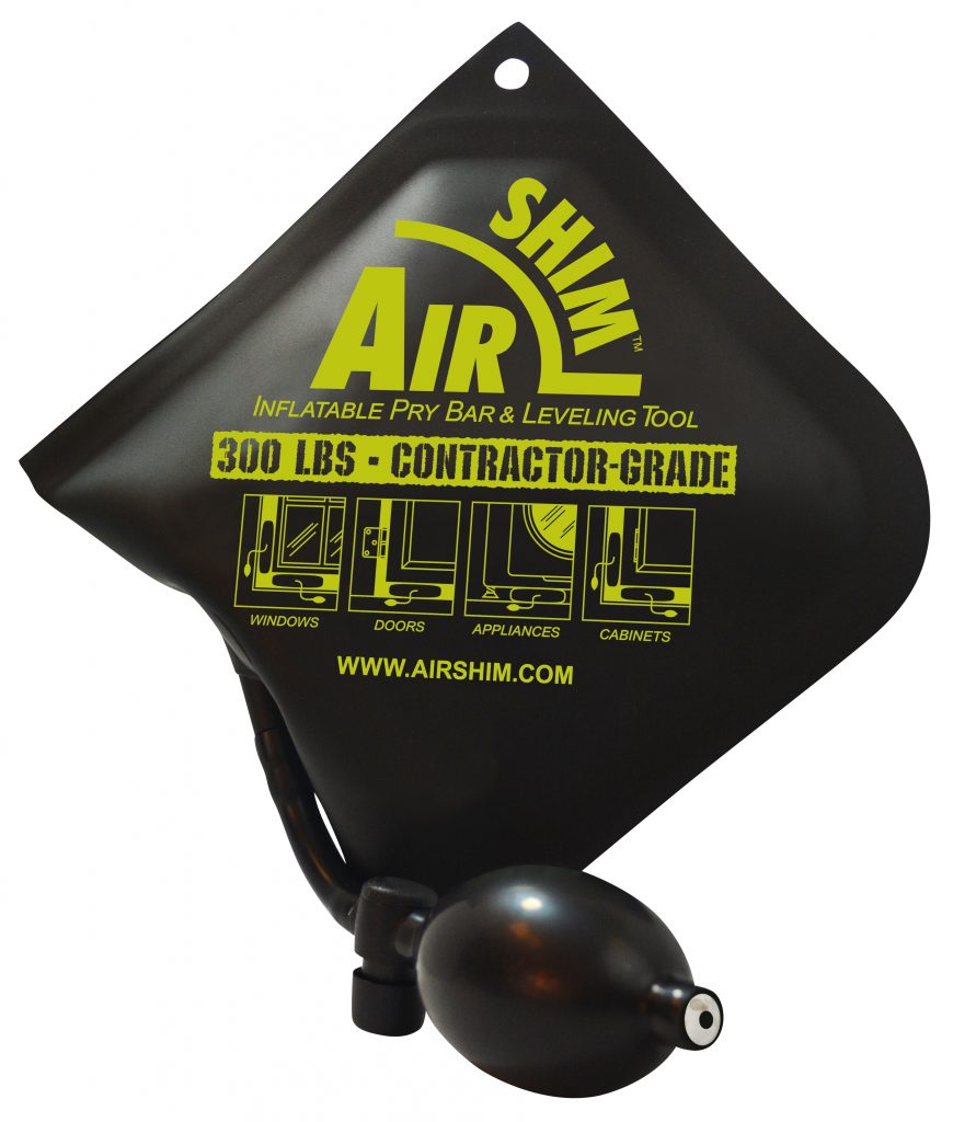 One-handed operation of inflatable air wedge