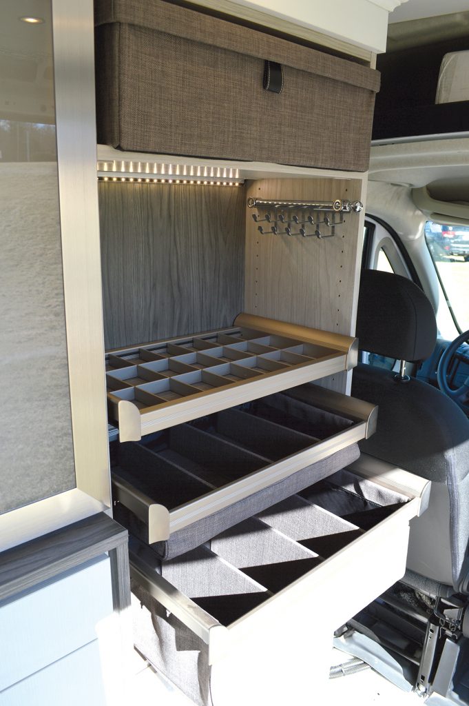 van-lit-acc-DSC_1146-CC