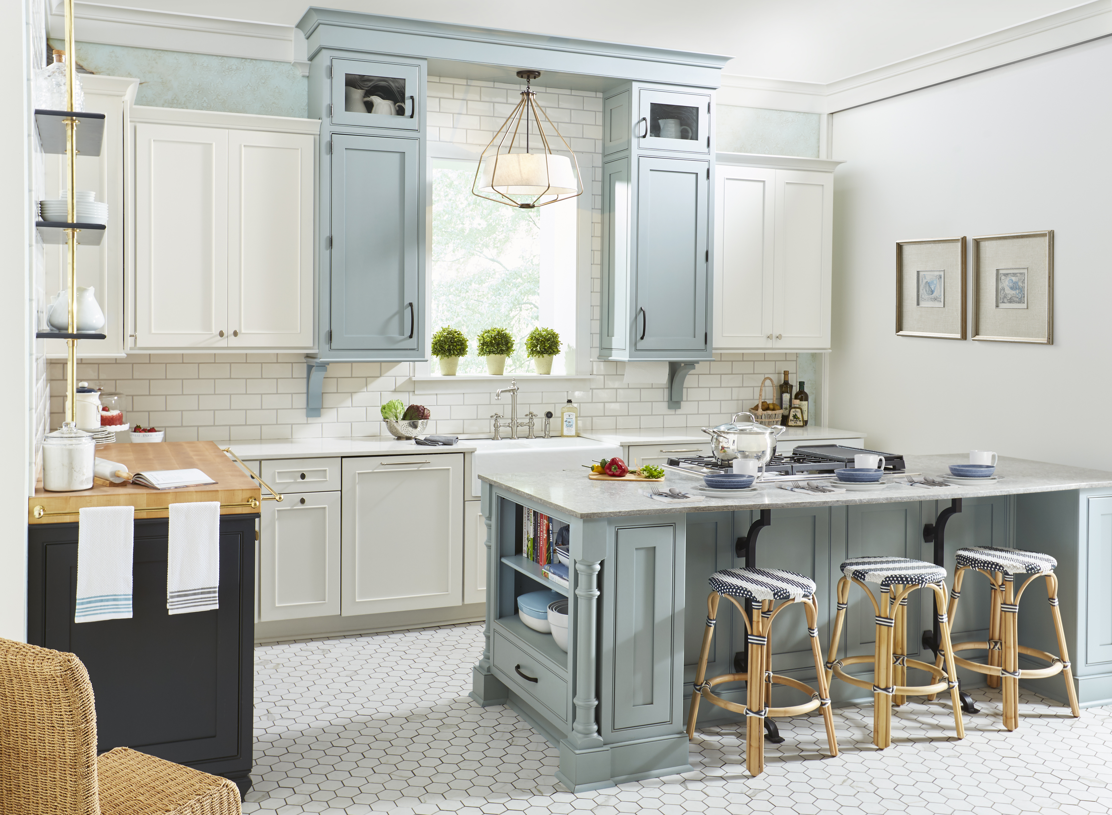 Aqua Cabinets - Kitchen & Bath Design News