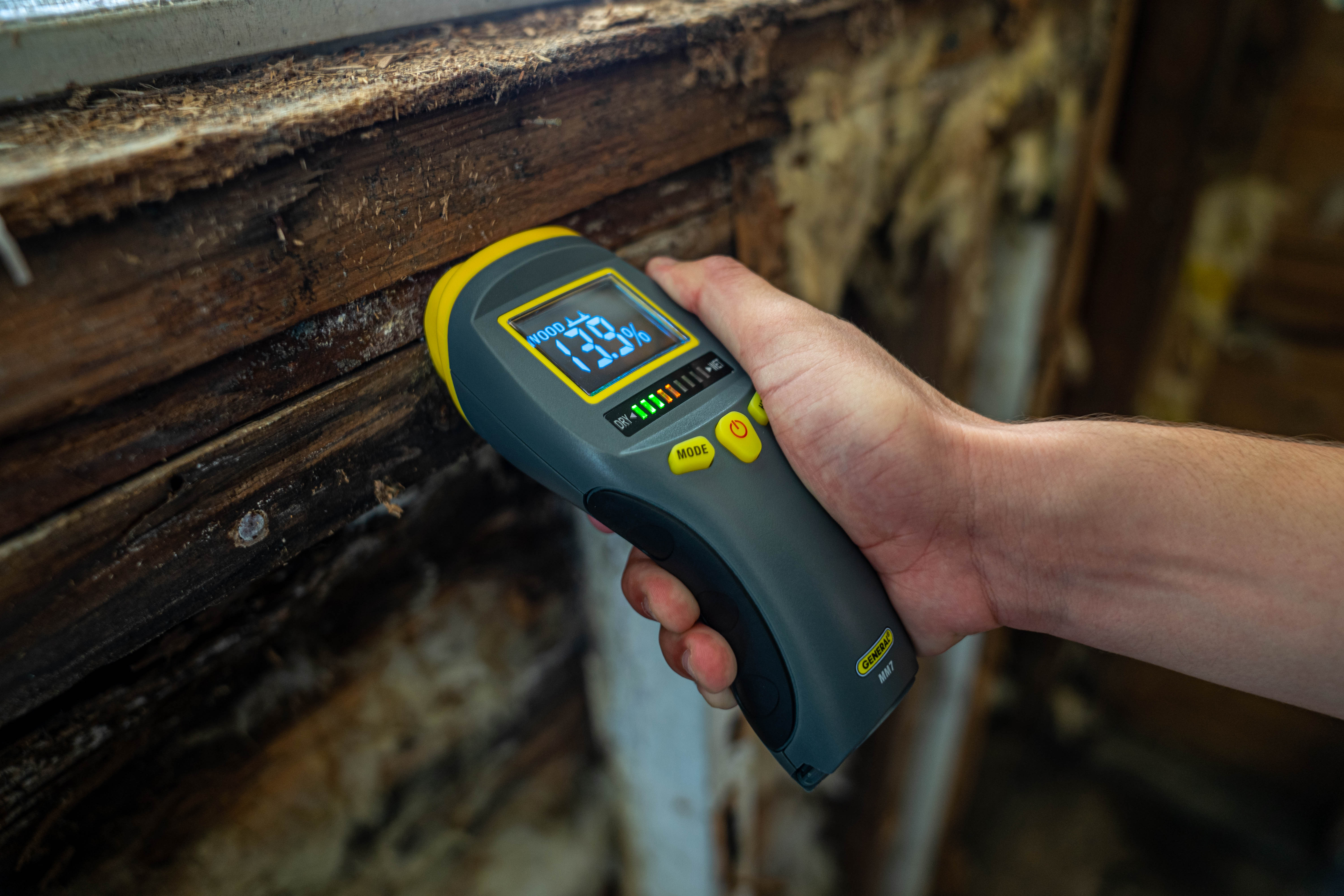 Moisture meters gauge surface dryness, detect hidden leaks QUALIFIED