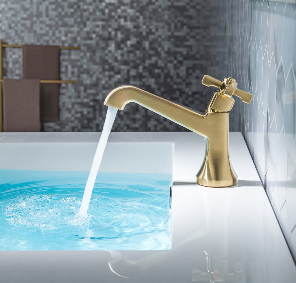 Cross-Handle Single-Hole Faucet