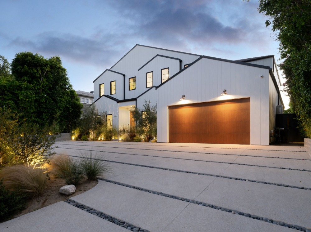 Custom Home NL