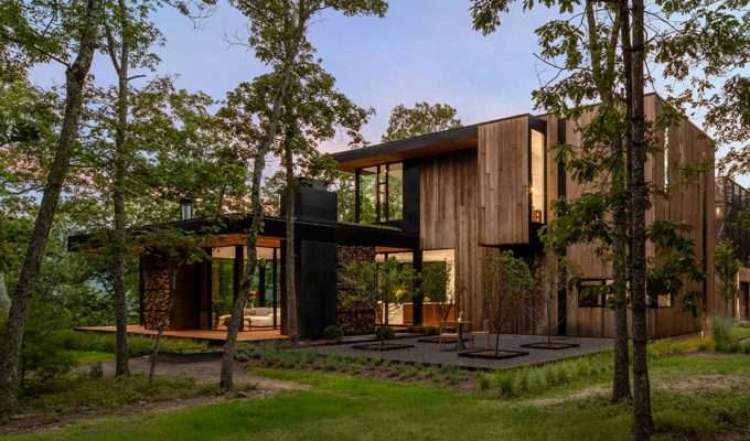 2023 RDAA | Custom Period or Vernacular House | Hill House | Joeb